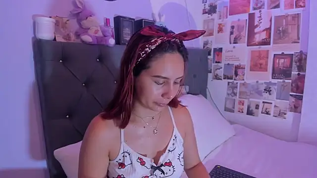 violeta blaze1 online show from May 26, 2026, 10:00 am