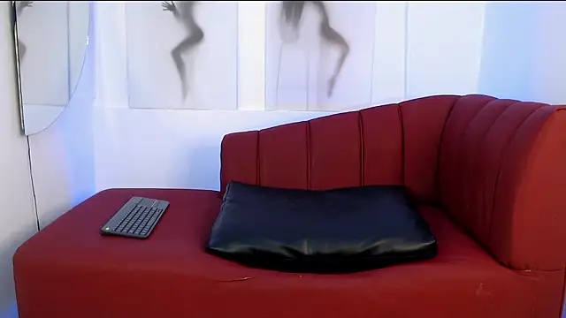 luxesmith online show from March 19, 2026, 12:25 am