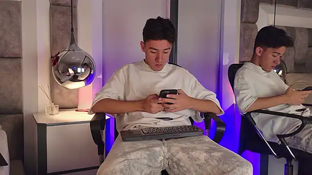 Austin Reedss online show from May 13, 2026, 12:46 pm