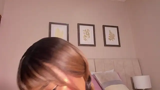 sheila x online show from March 21, 2026, 6:33 pm