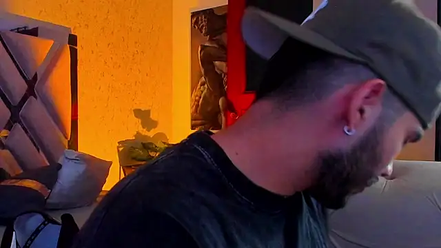 Vincentblack online show from May 2, 2026, 2:38 am