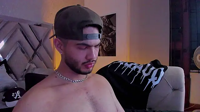 Snapshot of Vincentblack chatting on June 13, 2026, 11:46 pm Vincentblack online show from June 13, 2026, 11:46 pm