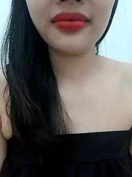 Snapshot of AmberBelle_007 chatting on March 4, 2026, 8:42 am AmberBelle 007 online show from March 4, 2026, 8:42 am