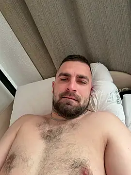 VANYA1997 online show from April 13, 2026, 8:31 am