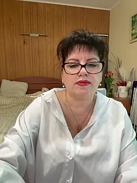 expensive lady online show from April 12, 2026, 10:20 am