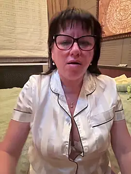 Snapshot of expensive_lady chatting on June 6, 2026, 6:45 pm expensive lady online show from June 6, 2026, 6:45 pm