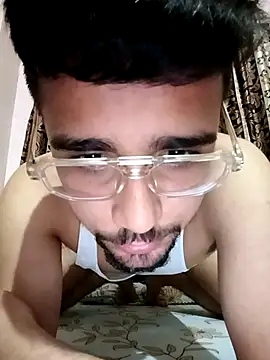 Snapshot of big_indiancock chatting on April 5, 2026, 5:43 pm big indiancock online show from April 5, 2026, 5:43 pm