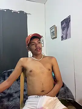Snapshot of asian_darlingcummersxXx chatting on May 7, 2026, 7:47 am asian darlingcummersxXx online show from May 7, 2026, 7:47 am