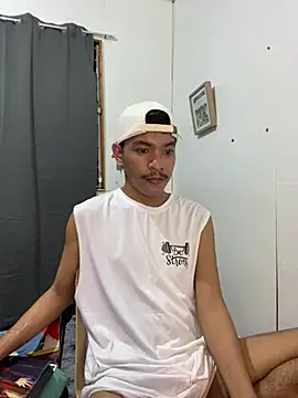 Snapshot of asian_darlingcummersxXx chatting on May 28, 2026, 5:10 pm asian darlingcummersxXx online show from May 28, 2026, 5:10 pm