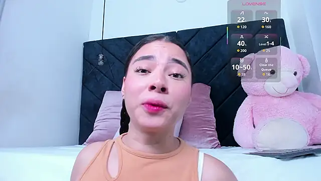 Snapshot of shelseanova chatting on March 12, 2026, 12:55 pm shelseanova online show from March 12, 2026, 12:55 pm