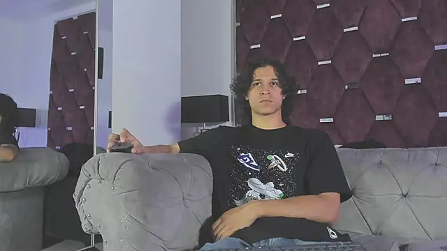 TonyBenedetti online show from June 5, 2026, 8:14 pm