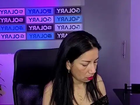 Megan Collinss1 online show from April 6, 2026, 5:03 pm