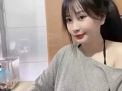 Sunny2868 online show from March 10, 2026, 5:12 am