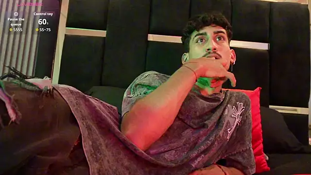 Dark Eros  online show from March 25, 2026, 4:07 am