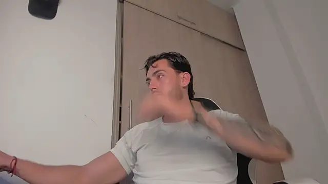 Axel  Blaze online show from March 11, 2026, 12:22 pm