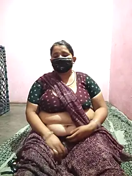 gujjuhotcouple online show from April 11, 2026, 5:50 pm