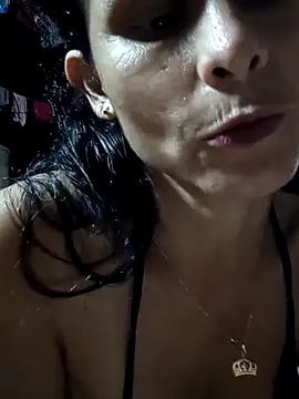 yuliitza4 online show from March 9, 2026, 11:20 pm