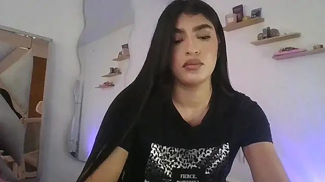 Misty-kat online show from May 5, 2026, 5:43 pm