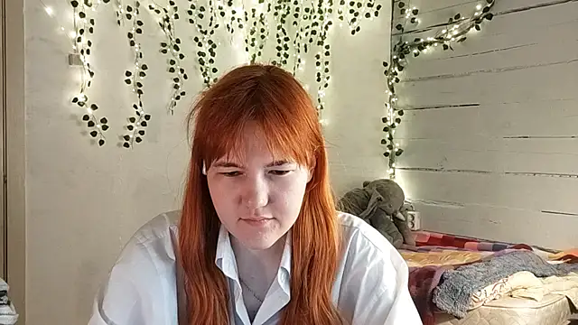 DinaFirebird online show from March 31, 2026, 5:08 am