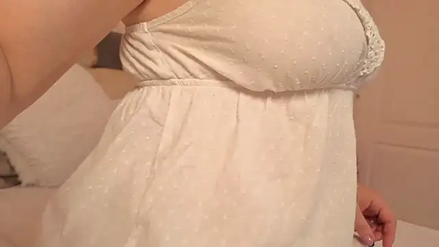 EmmaSeductionX online show from April 30, 2026, 3:02 am