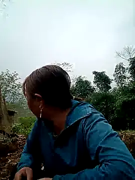 lyly sexx online show from March 11, 2026, 2:39 am