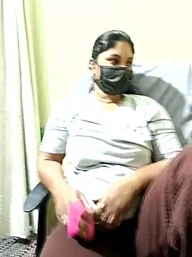 sexyladdupilla online show from March 17, 2026, 11:35 am