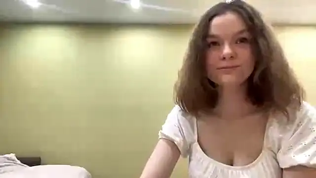 AliveCute online show from March 1, 2026, 7:27 pm