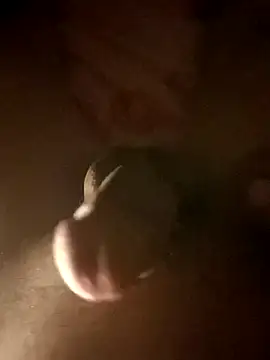 boythichlo99 online show from April 16, 2026, 5:03 pm