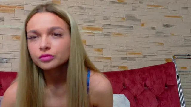 LannaSkyy online show from March 6, 2026, 8:38 pm