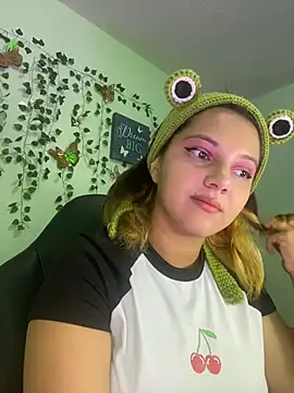 aurora bela online show from March 17, 2026, 10:51 am