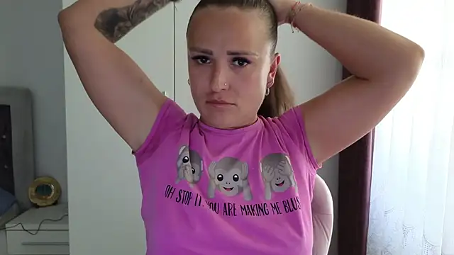 Snapshot of xxxPlayboydollxxx chatting on August 7, 2026, 7:32 am xxxPlayboydollxxx online show from August 7, 2026, 7:32 am