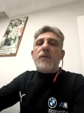 arelll34 online show from February 25, 2026, 11:58 pm