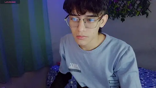 noah millerx online show from March 31, 2026, 4:13 am