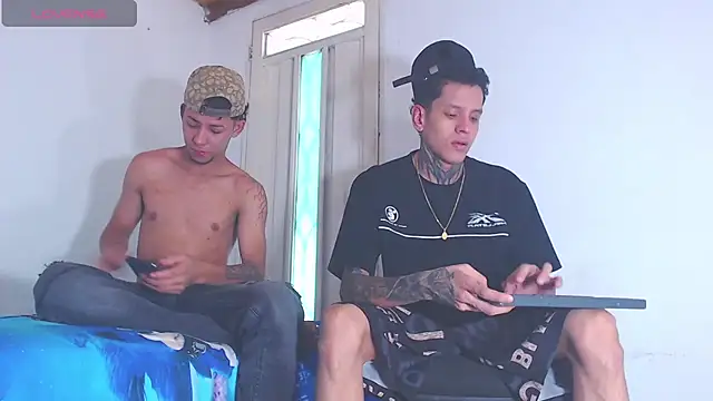 Snapshot of gabriel_reyes21 chatting on July 2, 2026, 3:18 pm gabriel reyes21 online show from July 2, 2026, 3:18 pm