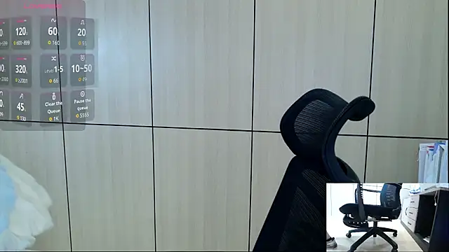 zhen-68 online show from May 4, 2026, 3:35 am