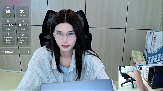 zhen-68 online show from May 12, 2026, 12:41 am