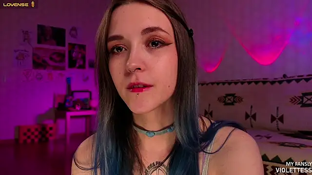 violettess online show from May 5, 2026, 4:59 pm