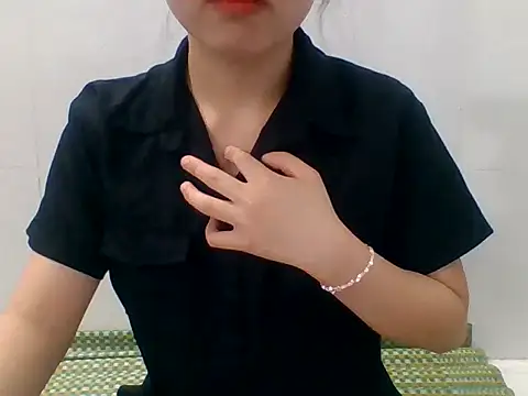 Snapshot of kiraa-007 chatting on May 12, 2026, 3:42 pm kiraa-007 online show from May 12, 2026, 3:42 pm