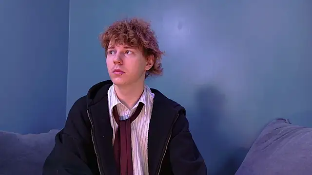 Mickey Hawk online show from April 15, 2026, 10:22 am