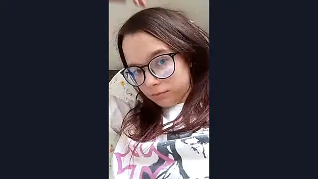 Snapshot of timehealsnothing chatting on March 16, 2026, 1:37 pm timehealsnothing online show from March 16, 2026, 1:37 pm