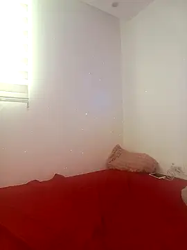 V-nus online show from March 24, 2026, 5:07 pm