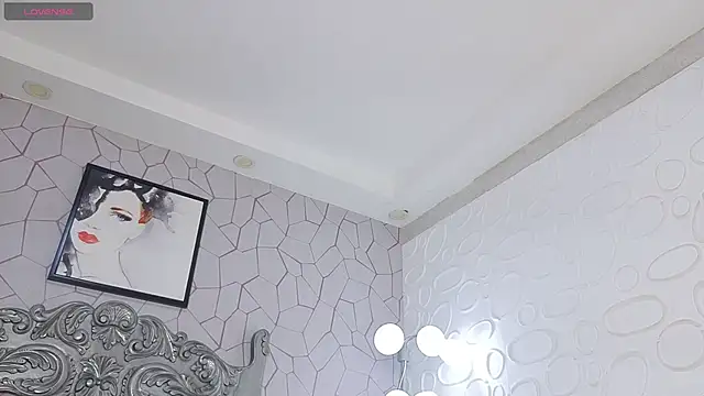 Genesisraydenx online show from May 17, 2026, 7:21 pm