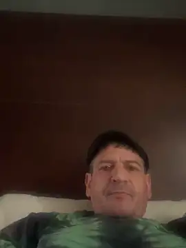 Snapshot of tommyandjen chatting on April 7, 2026, 5:08 am tommyandjen online show from April 7, 2026, 5:08 am