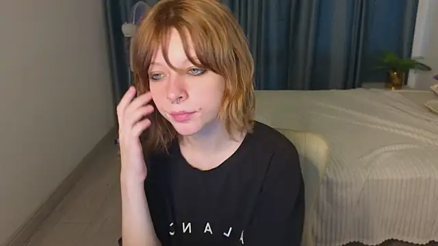 MollySally online show from July 3, 2026, 4:08 am