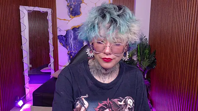 Lyra tay online show from May 30, 2026, 7:11 pm