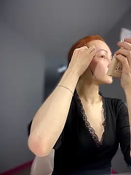 SadieSink  online show from March 22, 2026, 7:45 am