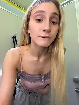 Pink Kiss online show from June 18, 2026, 3:51 am