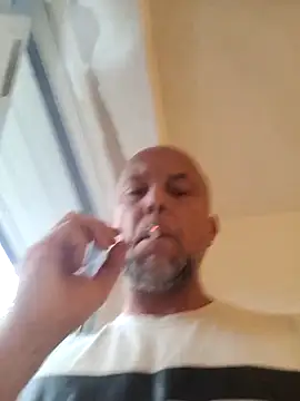 Snapshot of HornyDaddyMuscle chatting on June 29, 2026, 8:09 pm HornyDaddyMuscle online show from June 29, 2026, 8:09 pm