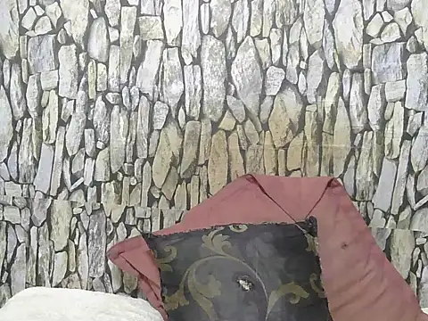 Snapshot of Hot_queen58 chatting on March 14, 2026, 5:40 pm Hot queen58 online show from March 14, 2026, 5:40 pm