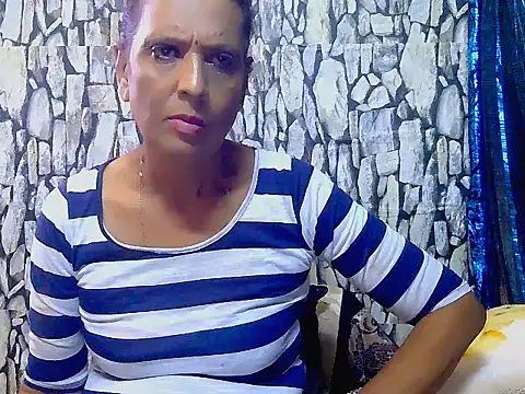 Snapshot of Hot_queen58 chatting on March 31, 2026, 5:30 am Hot queen58 online show from March 31, 2026, 5:30 am